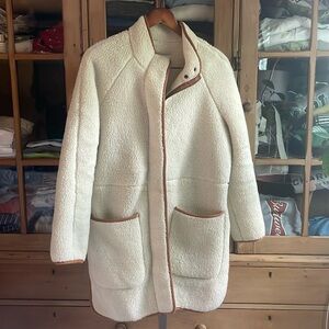 Madewell 3/4 length cream fleece with camel piping size S